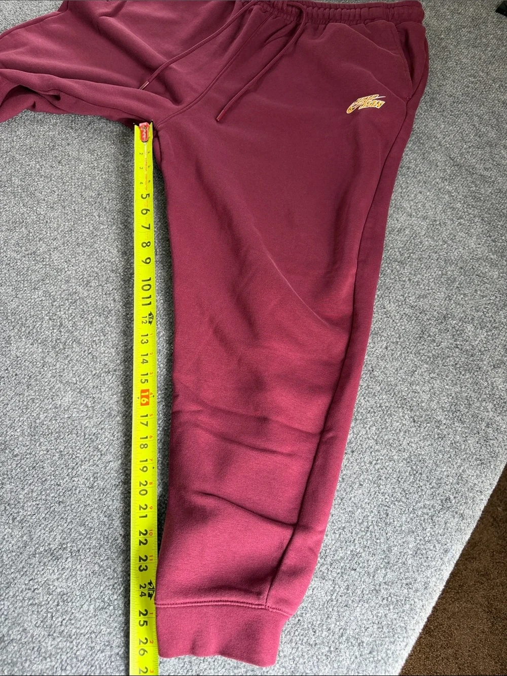 Nike Men’s Flight MVP XXL Air Jordan JumpMan Joggers Cherrywood Maroon Sweatpant